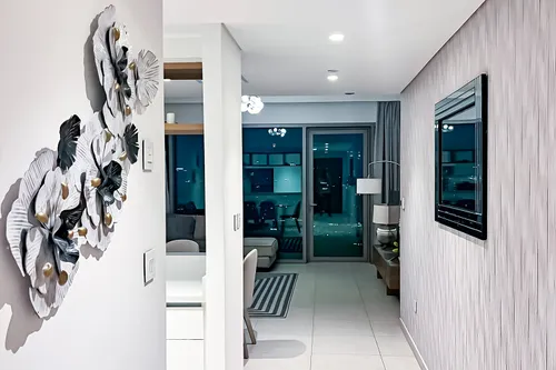 3 Bedrooms Apartment in Downtown Views II Tower 2