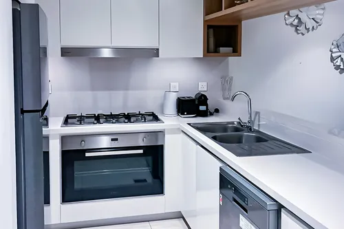 3 Bedrooms Apartment in Downtown Views II Tower 2