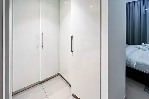 3 Bedrooms Apartment in Downtown Views II Tower 2