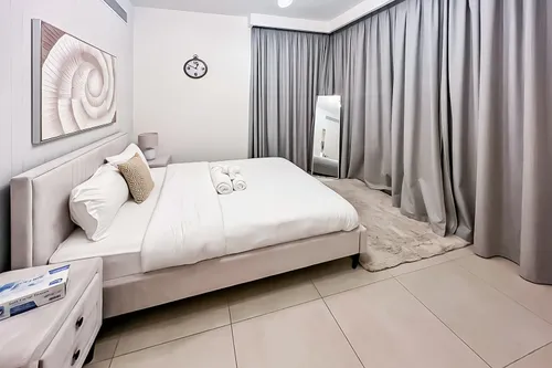3 Bedrooms Apartment in Downtown Views II Tower 2