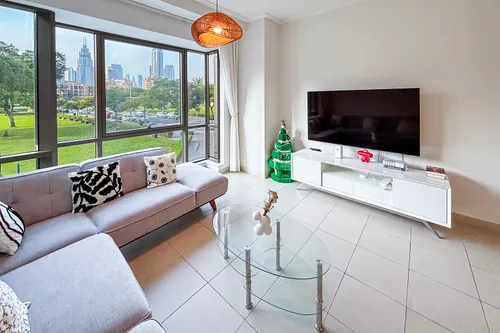 1 Bedroom Apartment in South Ridge 3