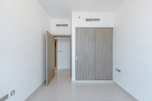 3 Bedrooms Apartment in Meera 1