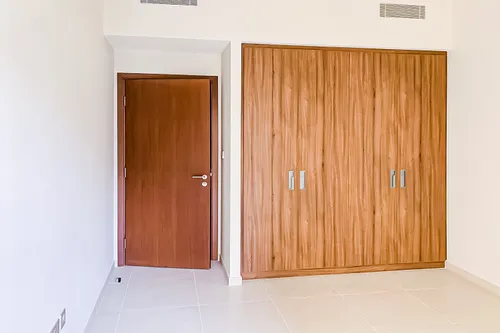 1 Bedroom Apartment in Vida Residences Creek Beach