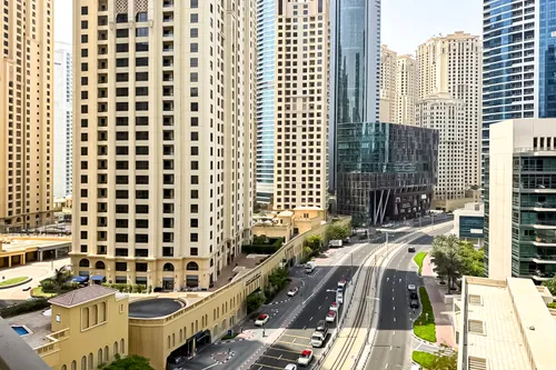 2 Bedrooms Apartment in Marina Quay West