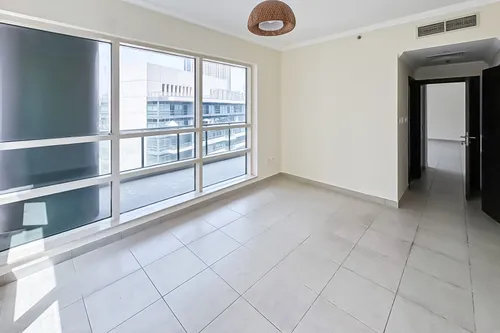 2 Bedrooms Apartment in Marina Quay West