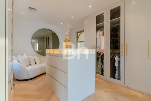 3 Bedrooms Apartment in The Fairmont Palm Residence South