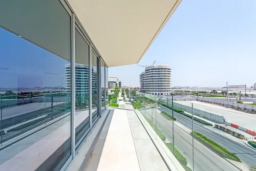 Luxury | Partial Sea View | Spacious