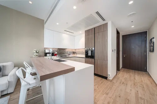 1 Bedroom Apartment in Jumeirah Living Marina Gate