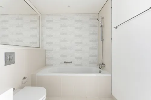 2 Bedrooms Apartment in Sunrise Bay