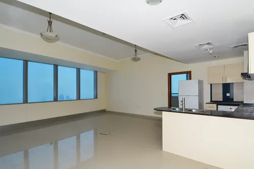 4 Bedrooms Apartment in Ocean Heights