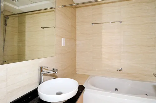 4 Bedrooms Apartment in Ocean Heights