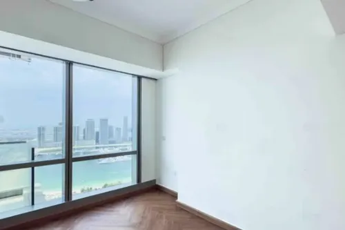 4 Bedrooms Apartment in Ocean Heights