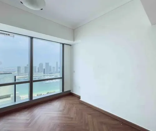 High-Floor| Next to Tram|Tenanted