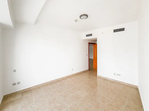 3 Bedrooms Apartment in The Waves Tower A