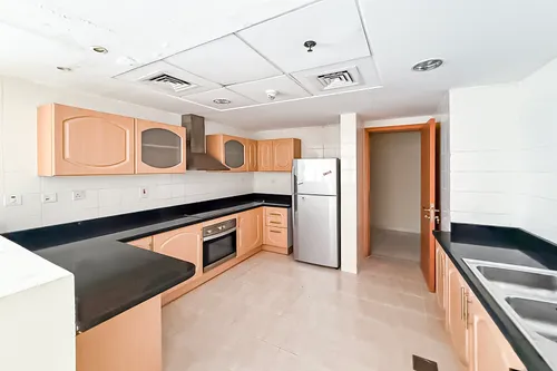 3 Bedrooms Apartment in The Waves Tower A