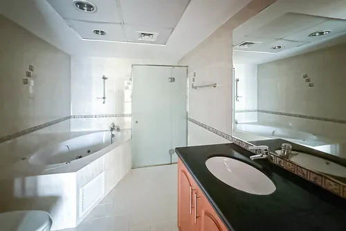 3 Bedrooms Apartment in The Waves Tower A