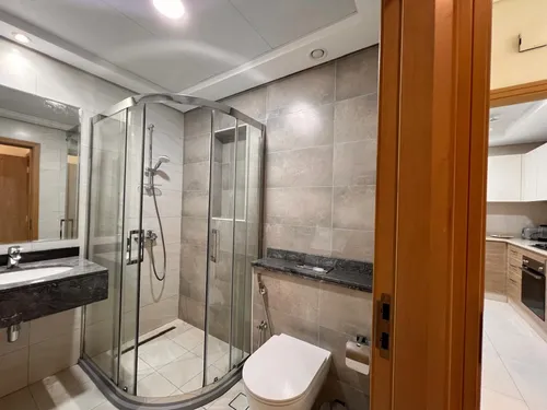 1 Bedroom Apartment in The Bay