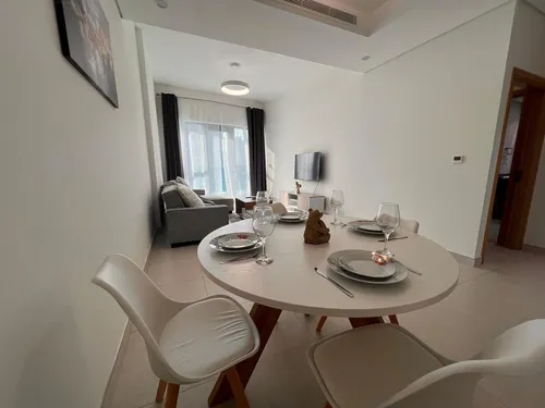 1 Bedroom Apartment in The Bay