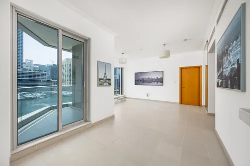 2 Bedrooms Apartment in Aurora Tower