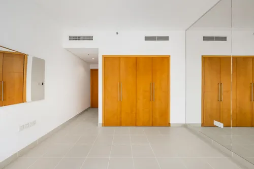 2 Bedrooms Apartment in Aurora Tower