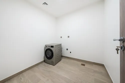 3 Bedrooms Apartment in Me Do Re Tower