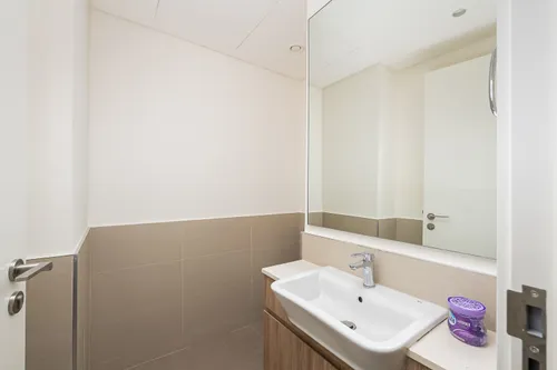 3 Bedrooms Villa in Executive Residences 2