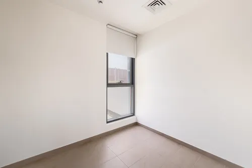 3 Bedrooms Villa in Executive Residences 2