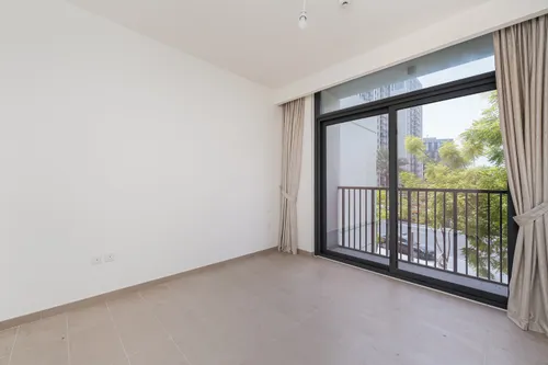 3 Bedrooms Villa in Executive Residences 2