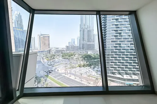 Full Burj Khalifa View | Vacant | 2 BHK