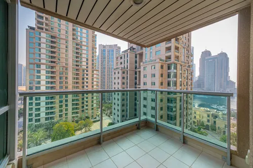 4 Bedrooms Apartment in Al Mesk Tower