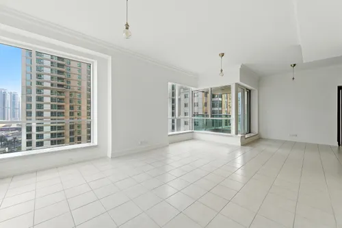 4 Bedrooms Apartment in Al Mesk Tower