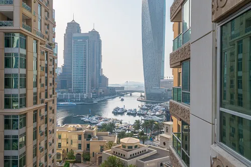 4 Bedrooms Apartment in Al Mesk Tower