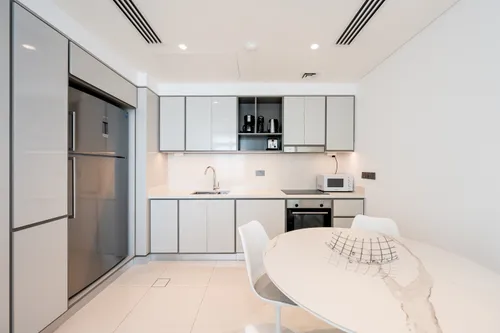 2 Bedrooms Apartment in Sunrise Bay Tower 2