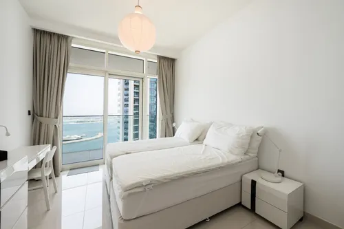 2 Bedrooms Apartment in Sunrise Bay Tower 2