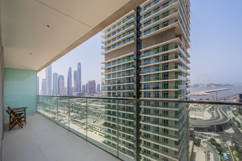 2 Bedrooms Apartment in Sunrise Bay Tower 2