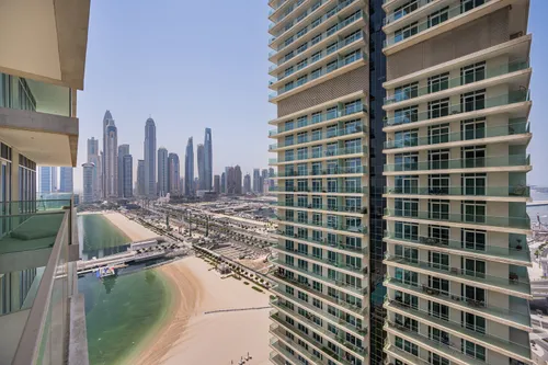2 Bedrooms Apartment in Sunrise Bay Tower 2