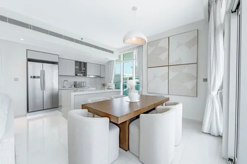 3 Bedrooms Apartment in Sunrise Bay Tower 1