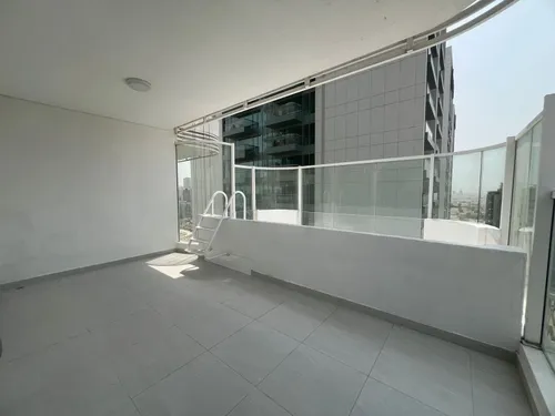 1 Bedroom Apartment in Opalz By Danube Tower 1