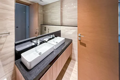 2 Bedrooms Apartment in Urban Oasis