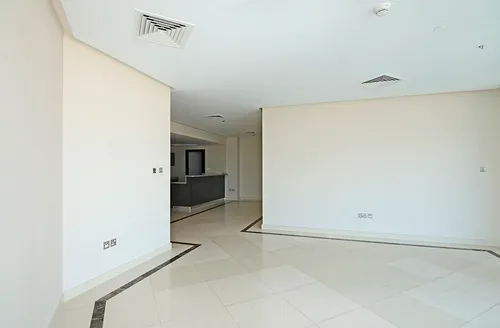 3 Bedrooms Apartment in 23 Marina