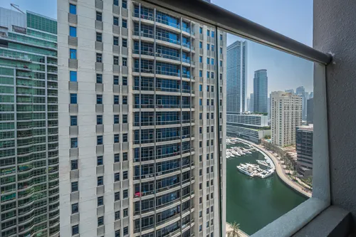 2 Bedrooms Apartment in Marina Wharf 2