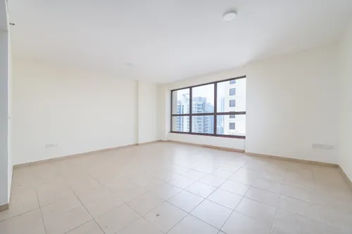 3 Bedrooms Apartment in Murjan 1