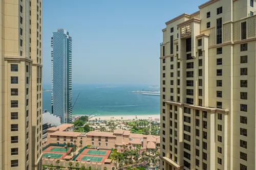 3 Bedrooms Apartment in Murjan 1