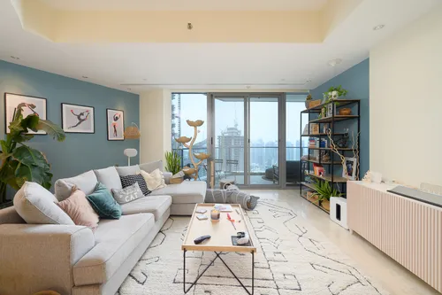 Maids + Storage | Marina View | Near Beach | VOT