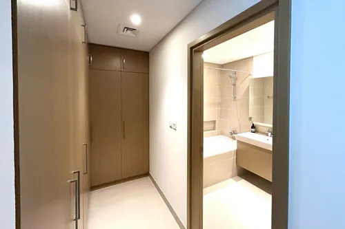 2 Bedrooms Apartment in 5242 Tower 1