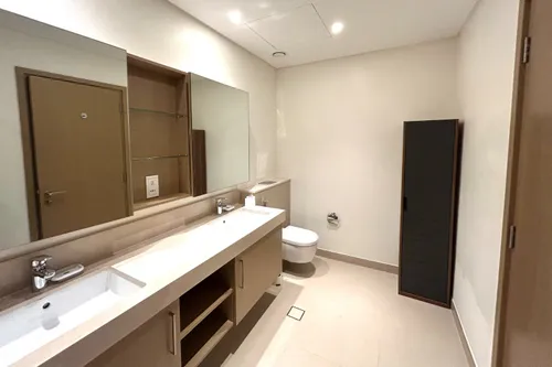 2 Bedrooms Apartment in 5242 Tower 1
