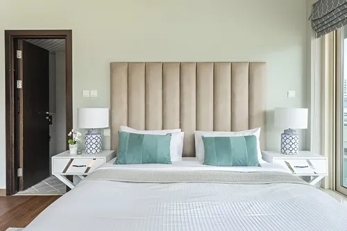 2 Bedrooms Apartment in Marina Quay West