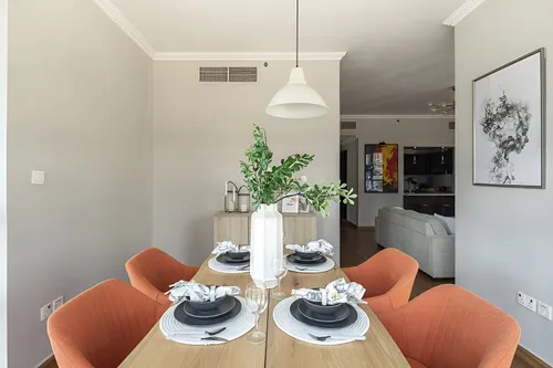 2 Bedrooms Apartment in Marina Quay West