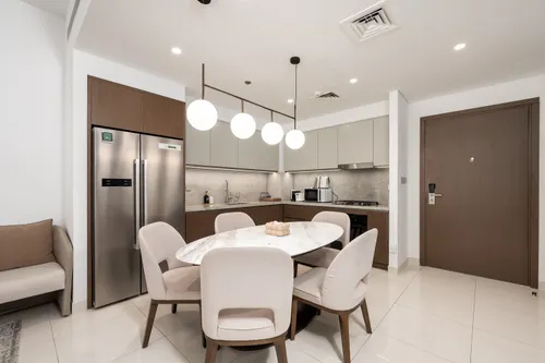 2 Bedrooms Apartment in Beach Isle Tower 1