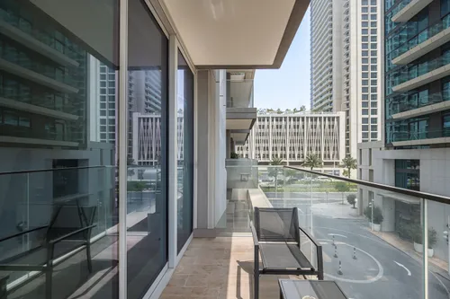 2 Bedrooms Apartment in Beach Isle Tower 1